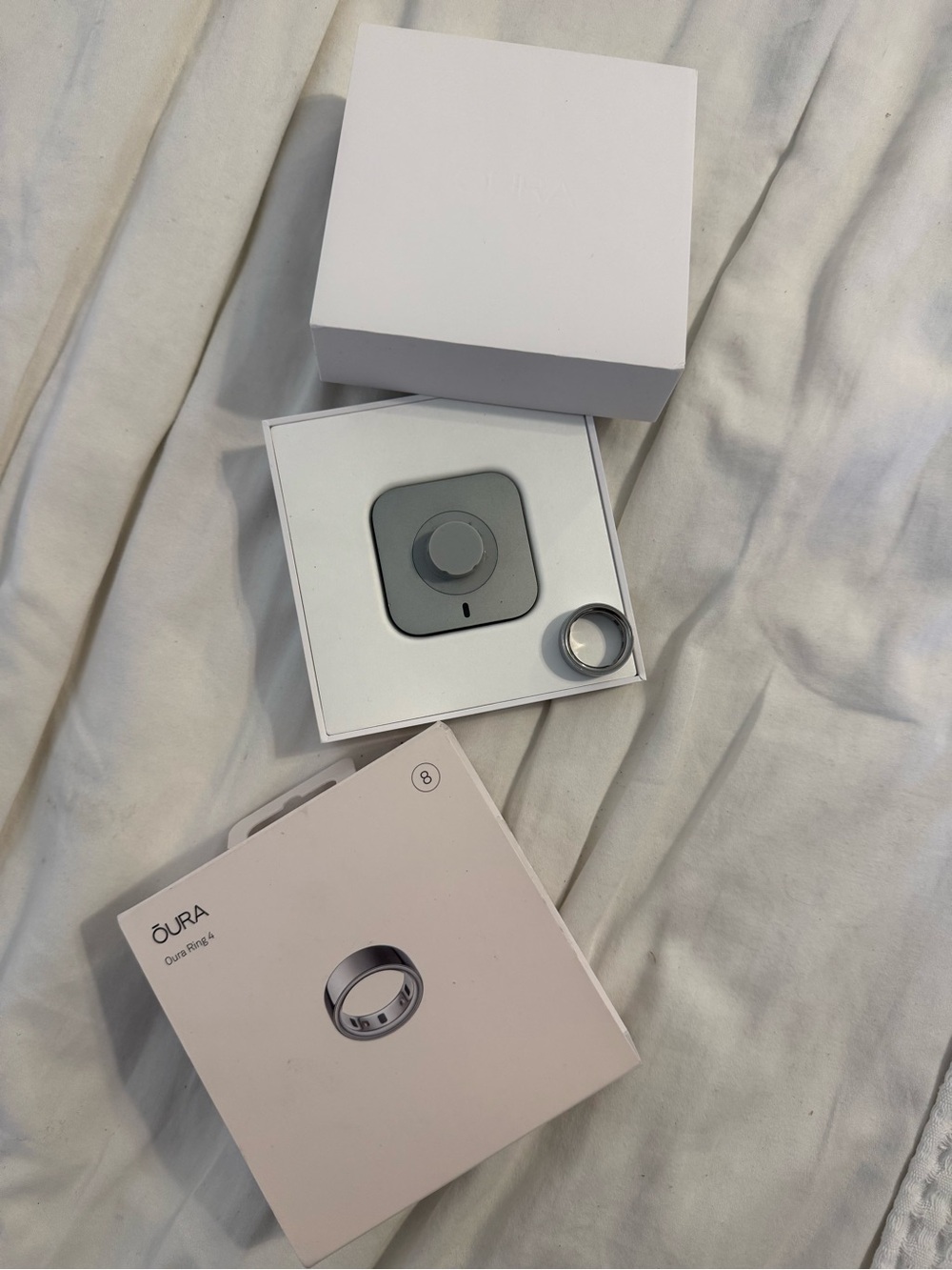 Oura Ring and Charging Dock in Gray